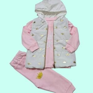 tridelno-bebeshko-kompletche